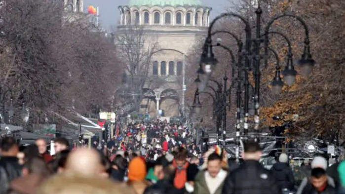 Температури между 2° и 7° в новогодишната нощ