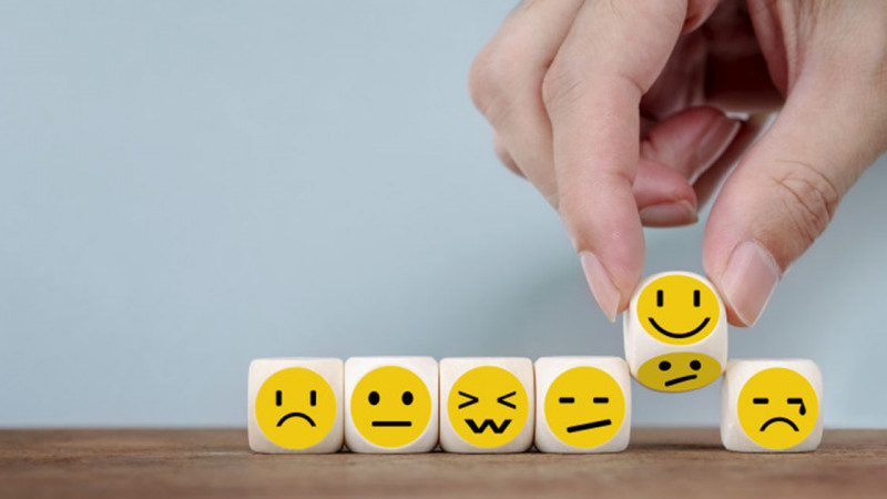 Близо половината българи (48%) са имали успешна в личен план