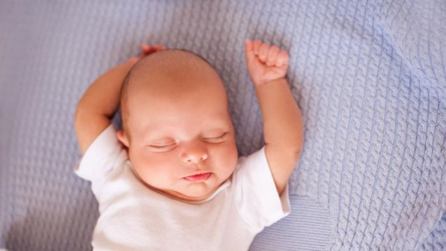 Първите бебета за новата 2024 година проплакаха в болници в