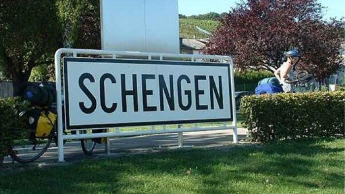 С Румъния искаме ангажимент на пълноправно членство в Шенген до средата на 2024 г.