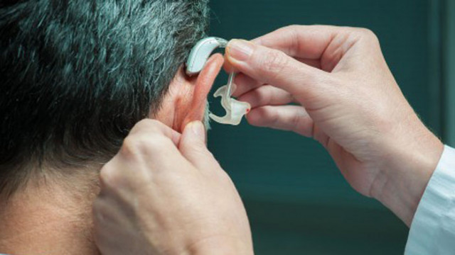 Слуховите апарати могат да помогнат на хората със загуба на слуха да живеят по-дълго