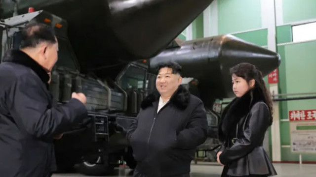 Пхенян е изстрелял около 200 артилерийски снаряда от западното крайбрежие