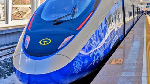 С високоскоростен влак маршрутът Анкара-Измир ще се изминава за 3 часа и половина