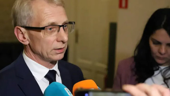 Денков е категоричен: Няма никакви бройки с мигранти
