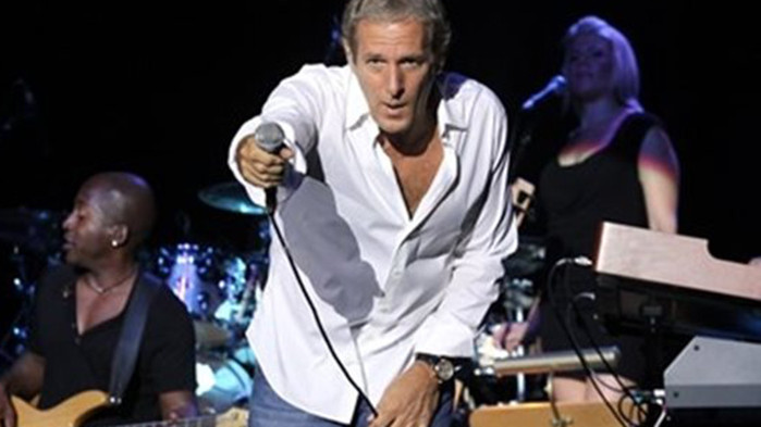 Певецът Майкъл Болтън се възстановява от операция на тумор в