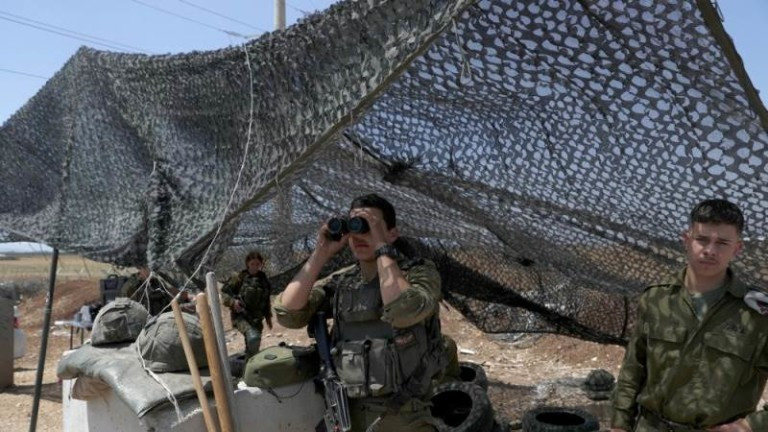 Израелската армия (IDF) разкри в събота снимка на сенчестия командир