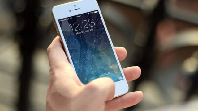 Публикация в която се казва че iPhone който е паднал