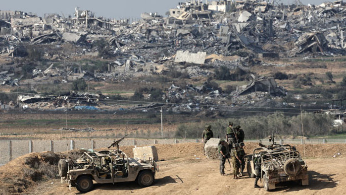 Израел показа на медиите фабрика за оръжия на Хамас“, която