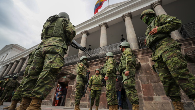 Шефът на националната полиция на Еквадор каза, че властите са арестували
