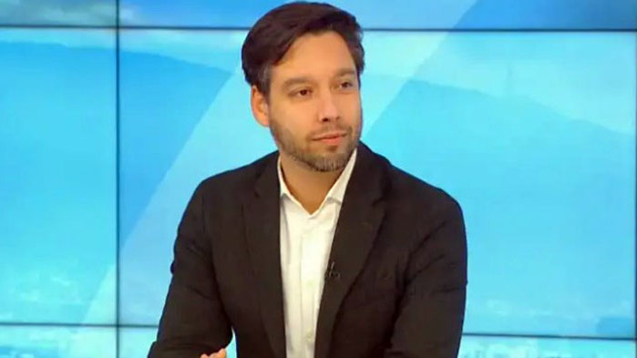 Колкото и да се опитват да ни скарат с Васил