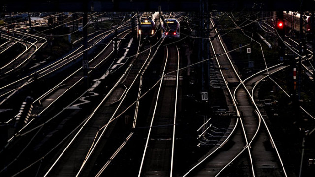 Германската железница възстанови нормалното разписание на влаковете след 3-дневната стачка