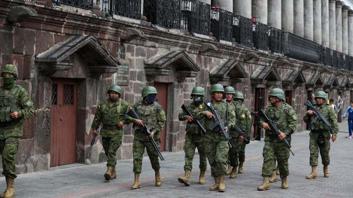 В Еквадор няма гражданска война и има голяма разлика между това,