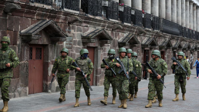 В Еквадор няма гражданска война и има голяма разлика между това