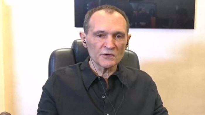 Спецполицаи влязоха в имоти на Васил Божков