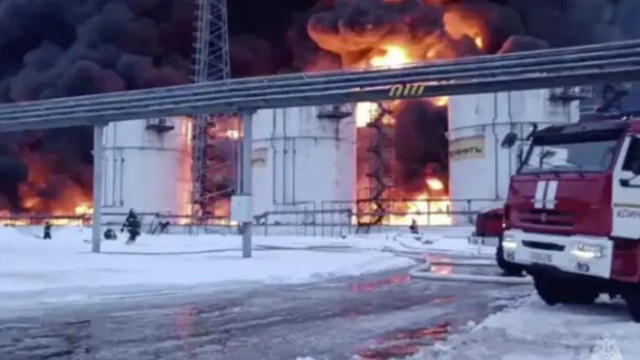 Пожар е избухнал в терминал на най големия руски производител на