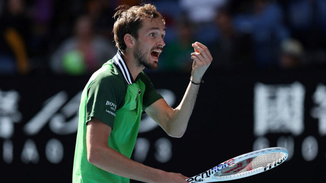 Даниил Медведев елиминира Нуно Борджеш на осминафинал на Australian open