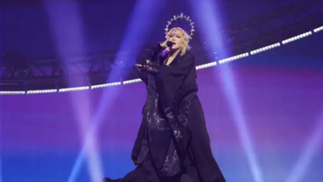 Фенове на Мадона съдят поп звездата за това че не