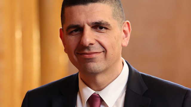 Народните представители от Продължаваме Промяната Демократична България Ивайло Мирчев