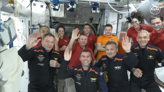 По време на 14 дневния си престой в МКС четиримата астронавти
