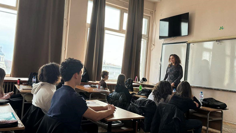 Варненски ученици учиха за основните човешки права и свободи