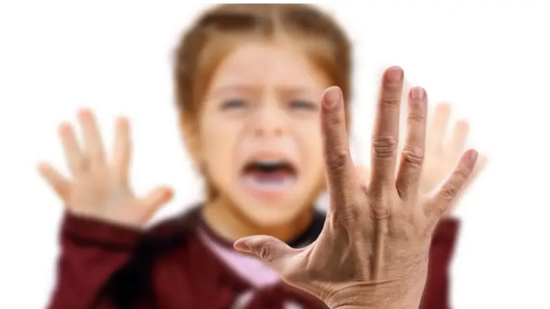 Арестуваха мъж, пребил детето на приятелката си във Вакарел