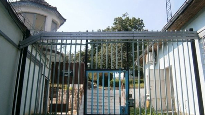 Петима от врачанската престъпна група, разпространявала наркотици, остават в ареста