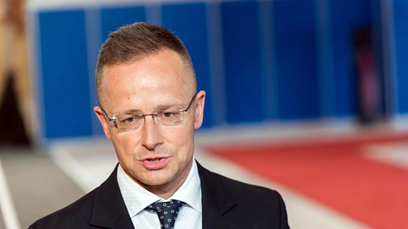 Унгарският външен министър пристигна в Украйна за разговори с Кулеба