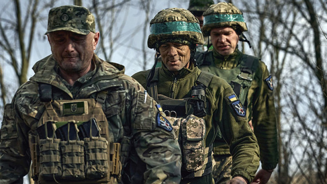 Киев свали възрастта за военна мобилизация на 25 години