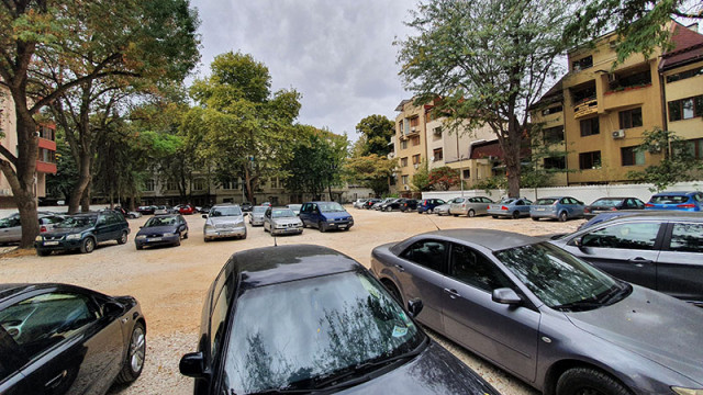 Система за умно паркиране показва къде в Пловдив има свободни места