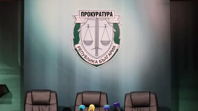 Сигналът се отнася за обществена поръчка за избор на оператор