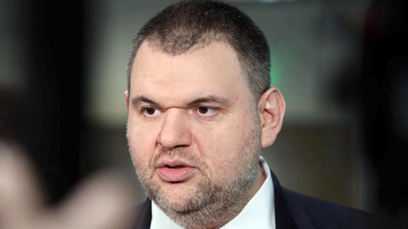 Пеевски: Нещо малко може да наруши баланса, в спозумението пише - Денков ще е образователен министър