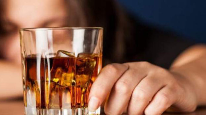 Как да разберем, че пиенето ни се превръща в проблем с алкохола