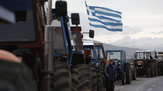 Мицотакис обеща по-евтин ток за протестиращите гръцки фермери, но те не са доволни