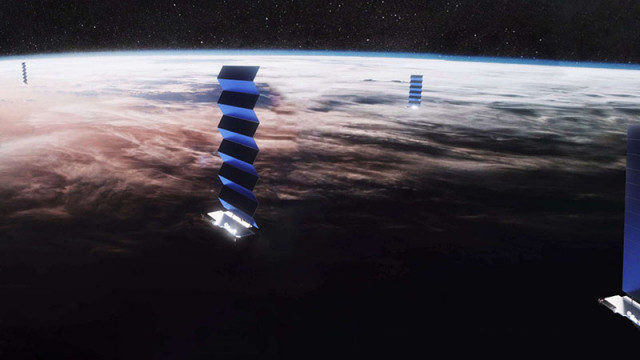 SpaceX сваля от орбита 100 сателита Starlink
