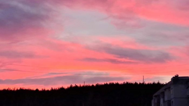 Днес времето над западната половина от страната ще се задържи слънчево