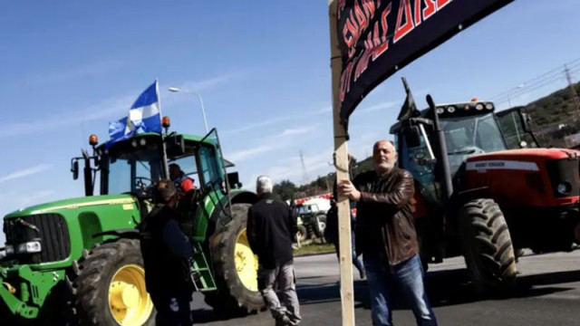 В Гърция продължават пътните блокади на фермерите Не са засегнати