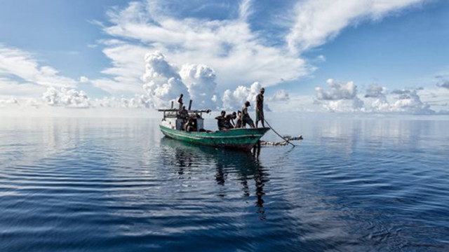 "Лекари без граници" спасиха 80 мигранти от гумена лодка край Либия