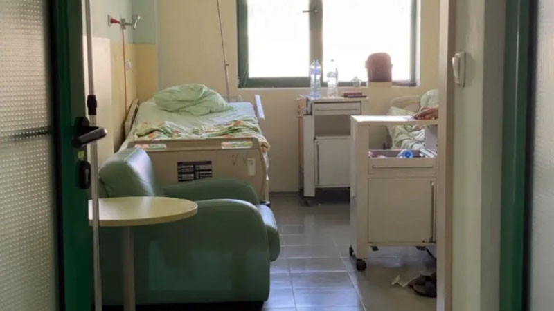Разследват смъртта на 2-годишно дете, изписано от болницата във Велико Търново
