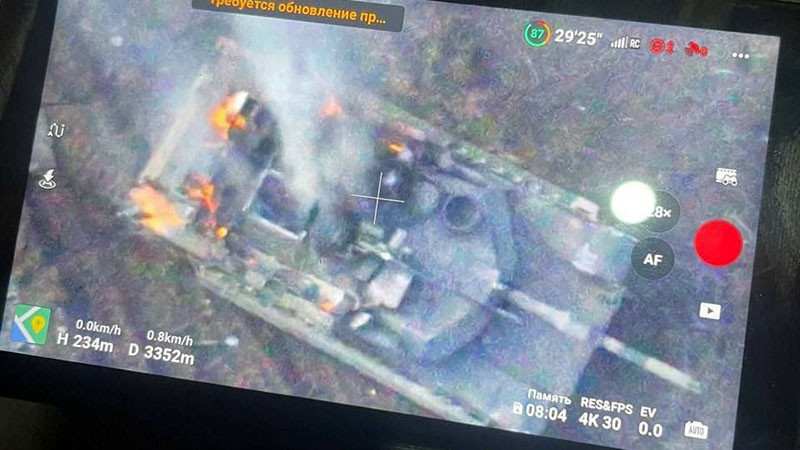 Досега Киев държеше този тип танкове в резерв, по-далеч от