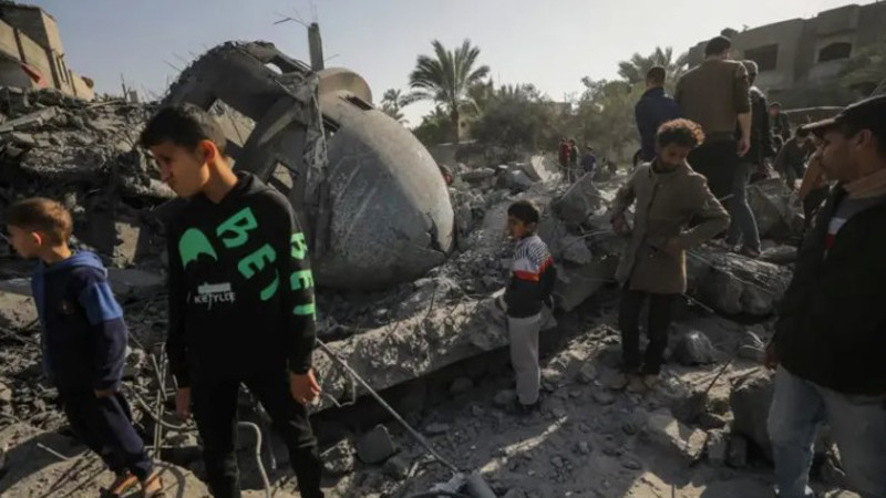 Съединените щати с първа въздушна хуманитарна помощ за Газа. Три