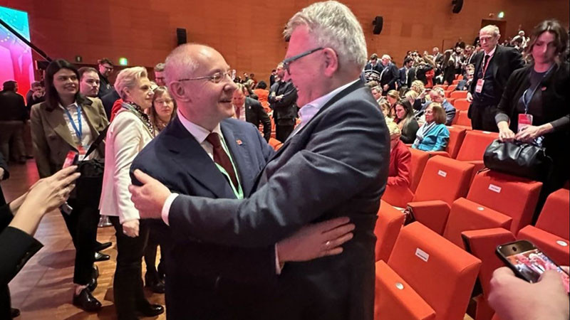 Кандидатът на ПЕС за шеф на ЕК Никола Шмит: Време е България да влезе изцяло в Шенген