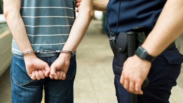 Двама варненци са задържани от полицията в града Преди дни