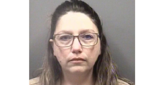 Учителка от американския щат Северна Каролина е арестувана за сексуално