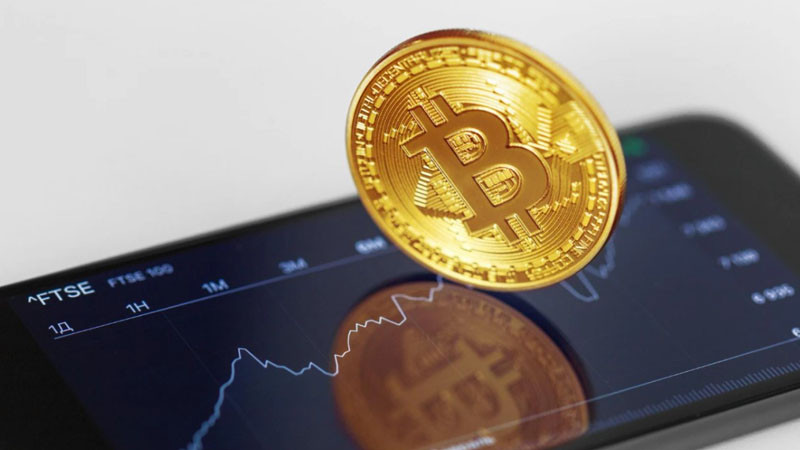 Ще продължи ли рекордният скок на Биткойн?
