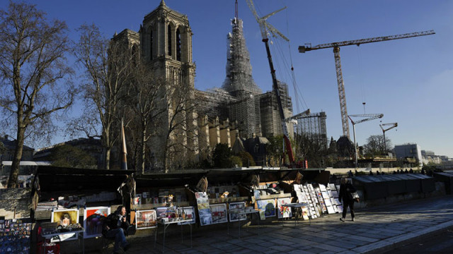 Възстановиха рамката на нефа в катедралата "Нотр Дам" в Париж