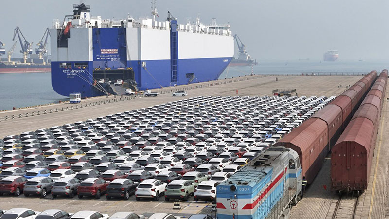 Нарушенията в транспорта се отразяват най-силно на северните европейски пристанища