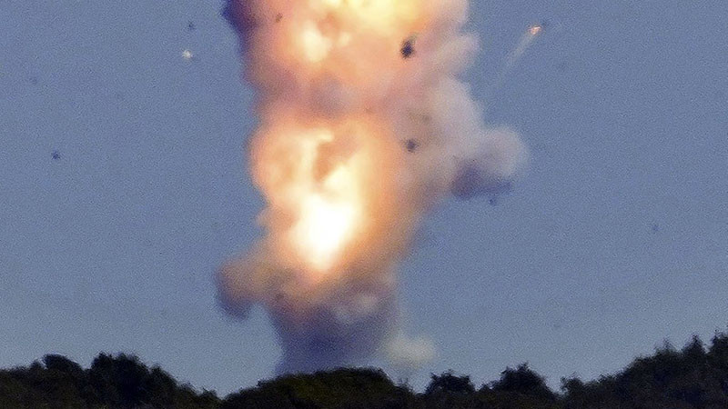 Японски стартъп опита да изстреля ракета, която се взриви секунди след старта