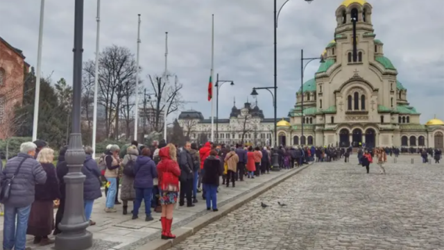 Засилени мерки за сигурност и промени в движението в София заради погребението на патриарха