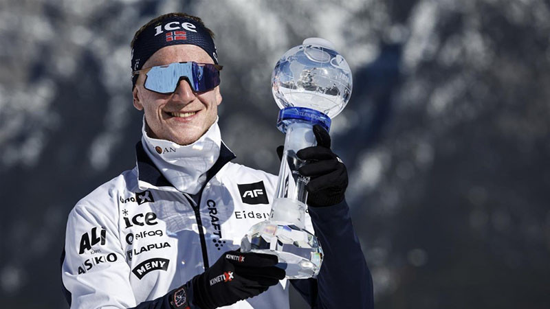 Норвежецът Йоханес Тингнес Бьо спечели преследването на 12,5 километра в