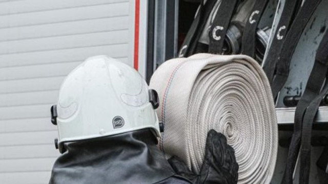 Мъж загина при пожар в таванска стая във Варна
